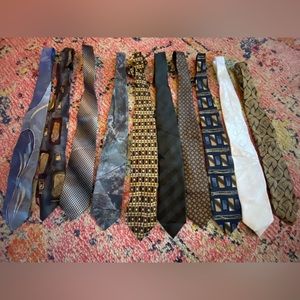 Tons of men’s Neck Ties !